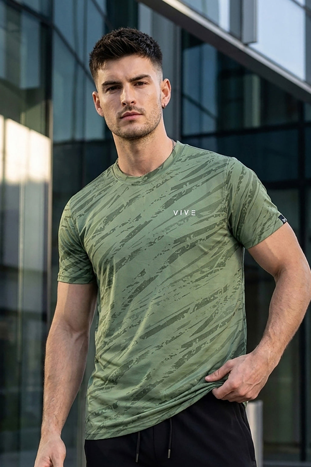 VIVE Activewear Training Tee - Green