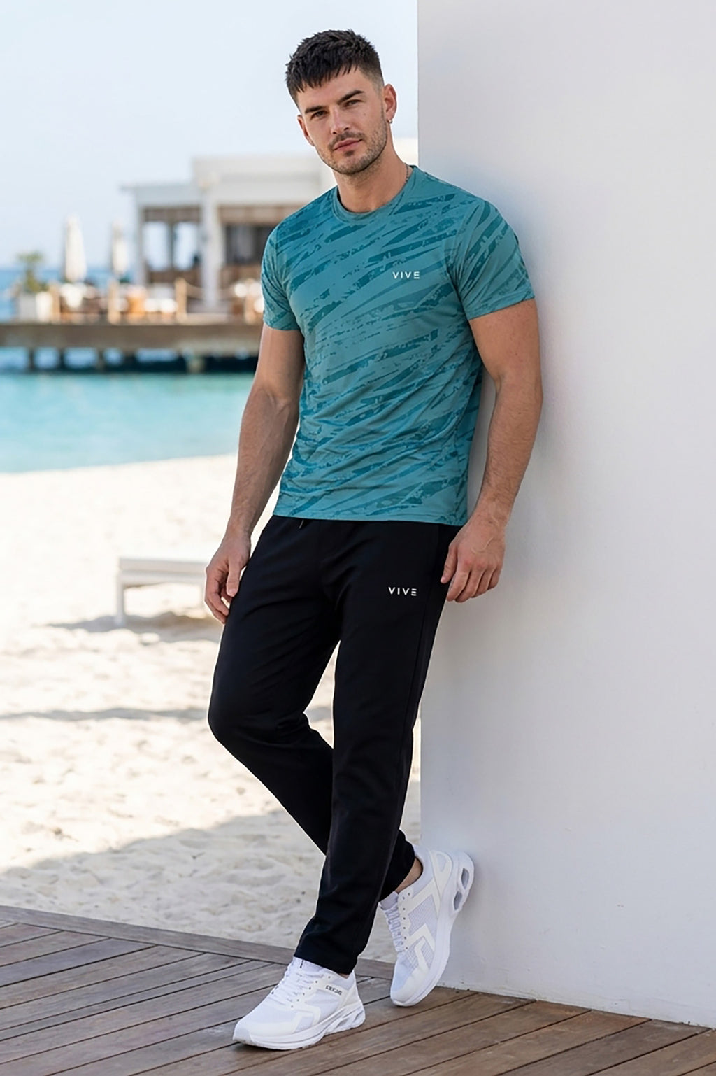 VIVE Ice Blue Performance Activewear Set