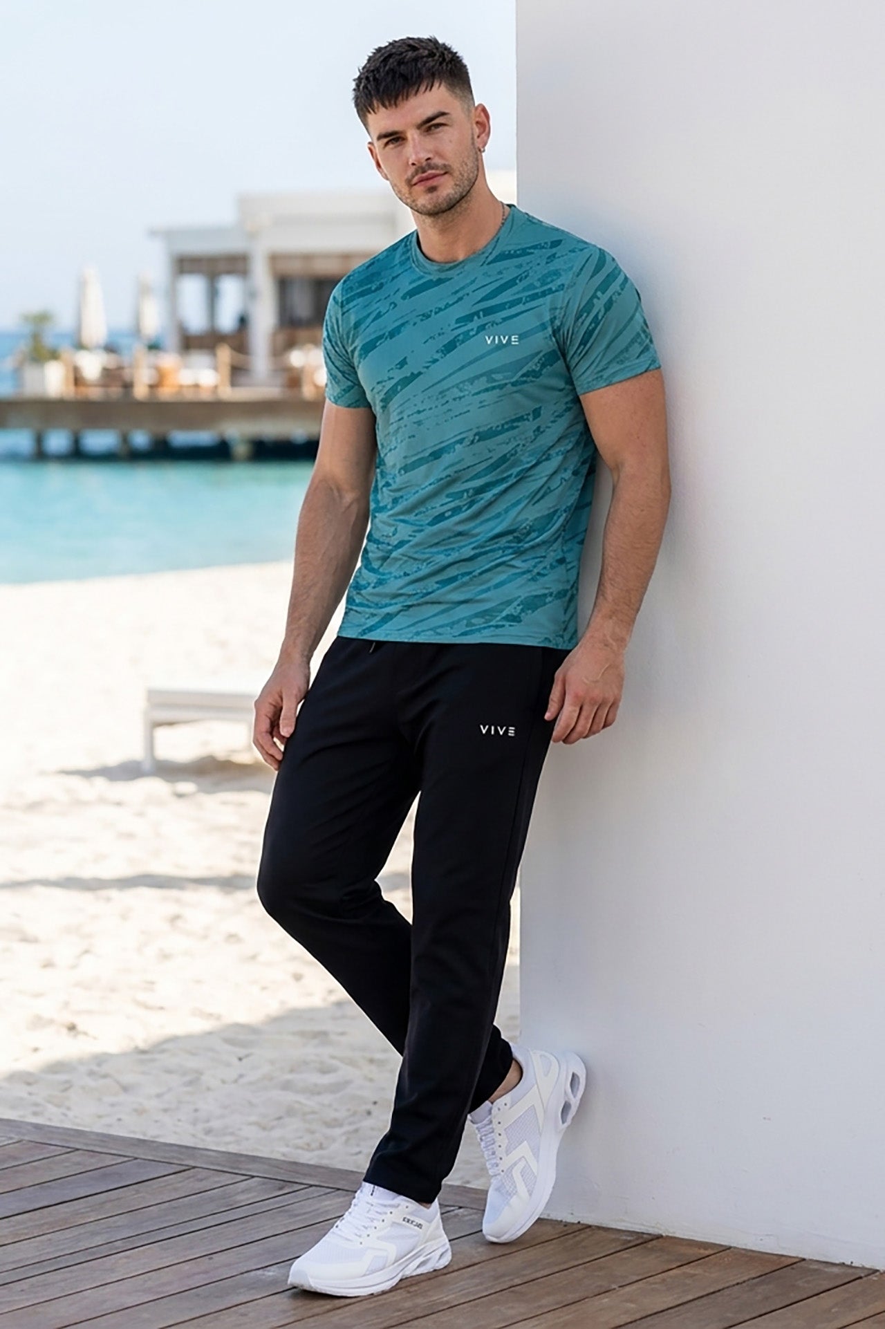 VIVE Ice Blue Performance Activewear Set