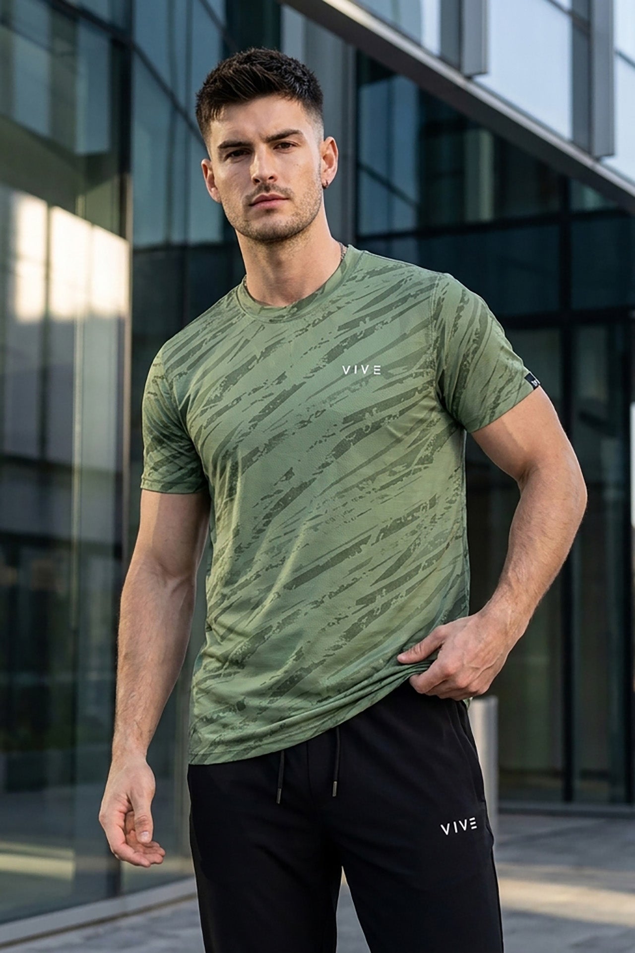 VIVE Green Performance Activewear Set