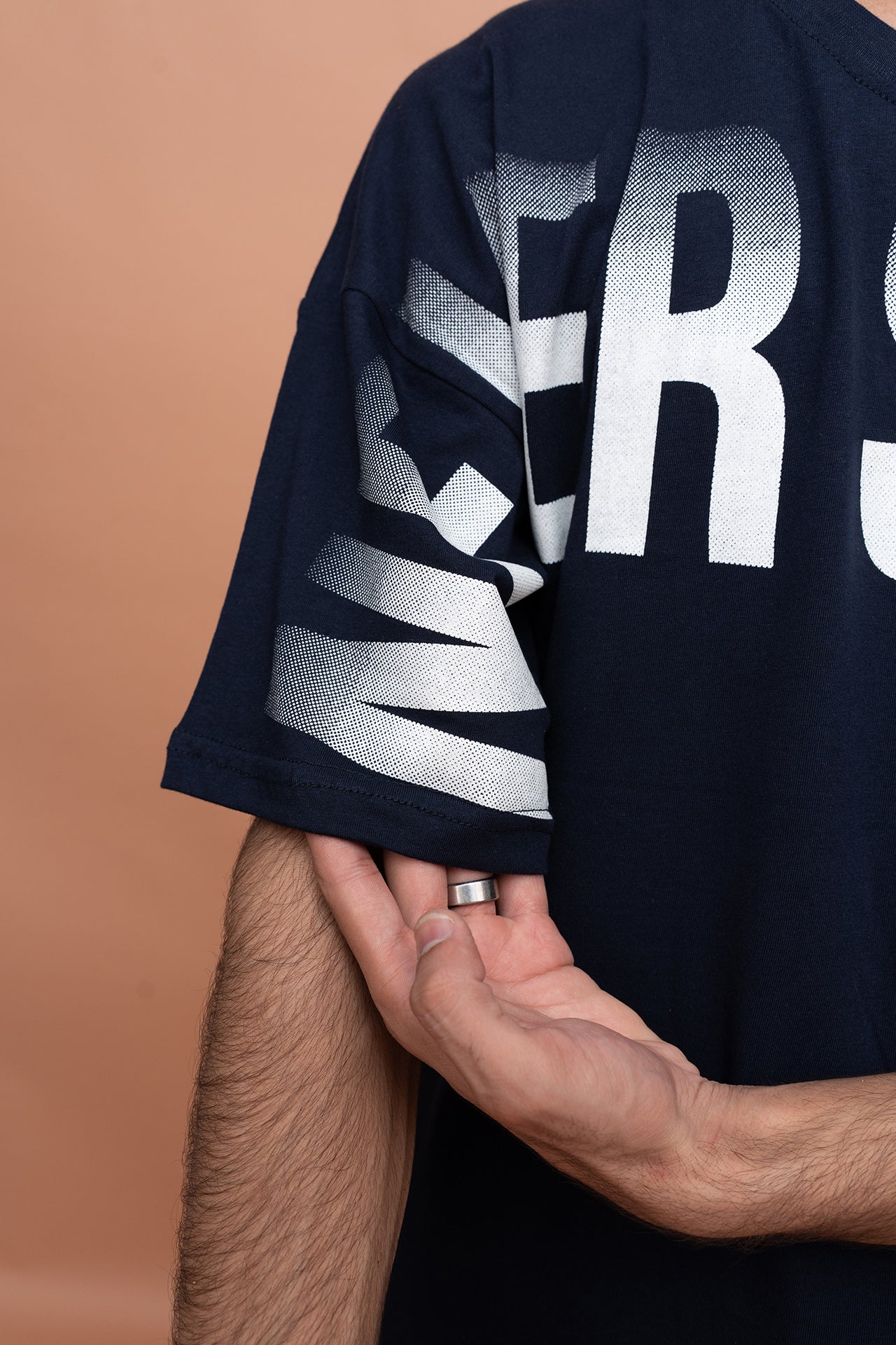 Premium VIVE cotton jersey Never Settle graphic T-shirt paired with soft stretchable cotton terry trousers for everyday wear.