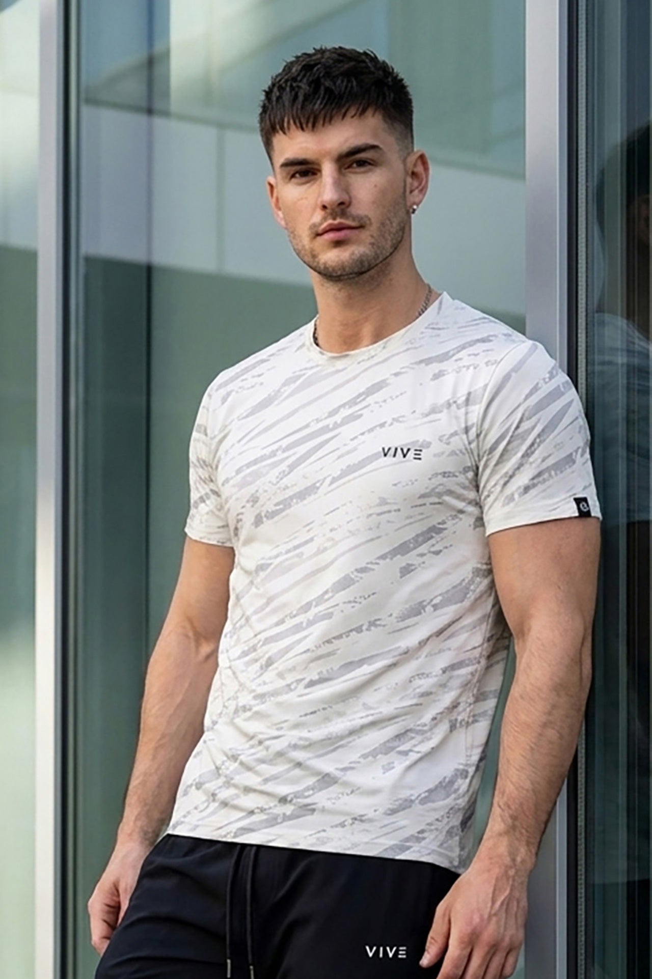 VIVE Activewear Training Tee - Off White