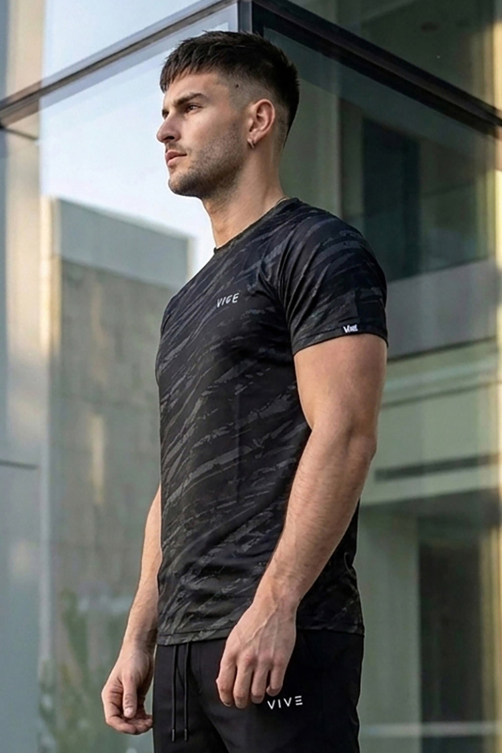 VIVE Activewear Training Tee - Black