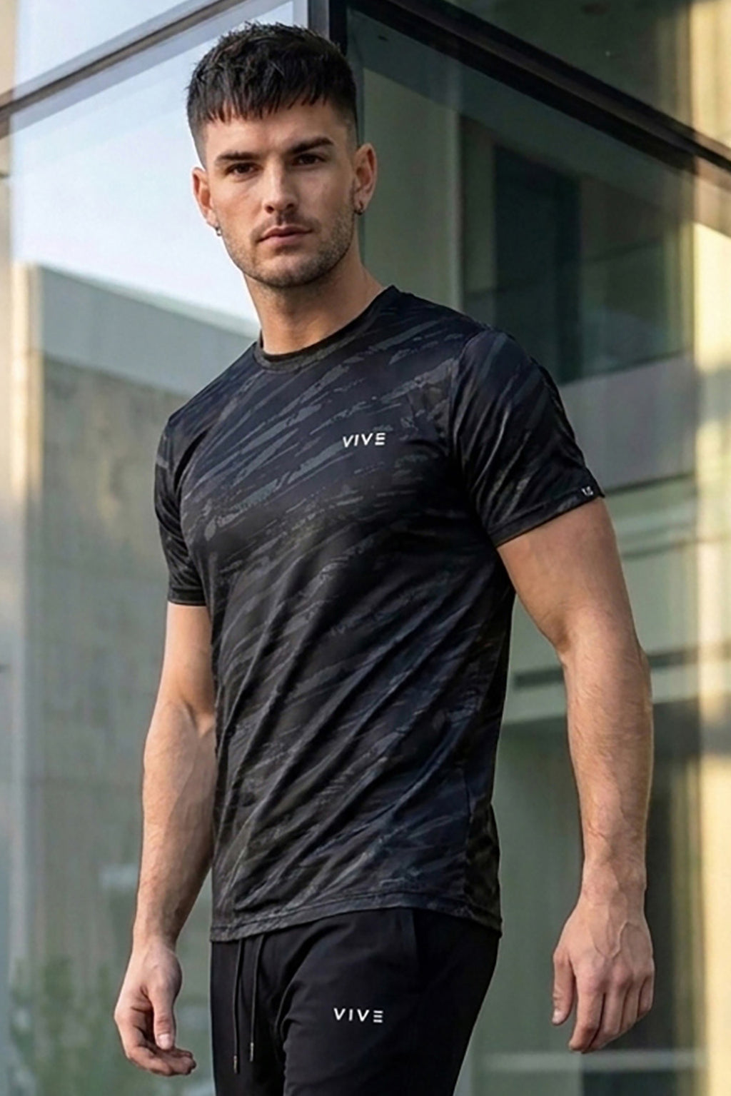 VIVE Activewear Training Tee - Black