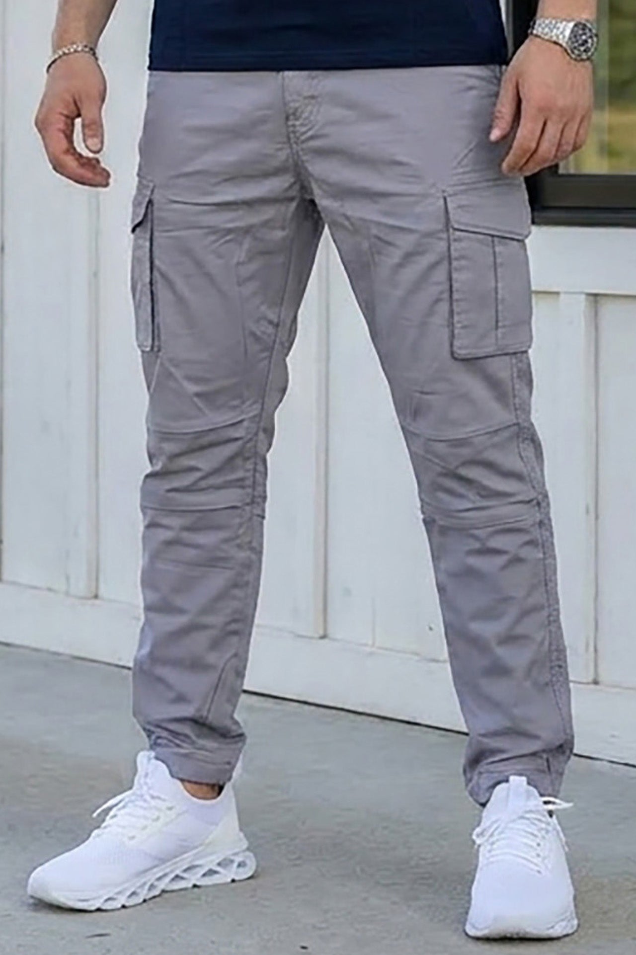 VIVE Silver Grey men's cargo pants made from premium cotton twill fabric.